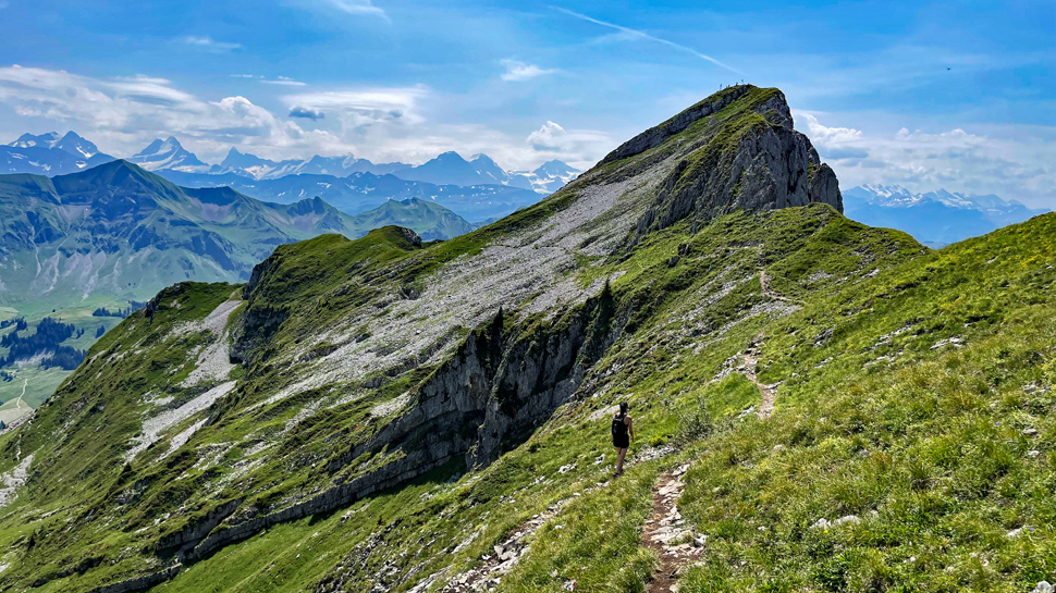 Gipfelwanderung vom Salwideli auf den Hängst