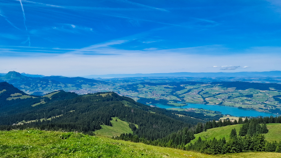 Rundwanderung über den Aussichtsgipfel La Berra