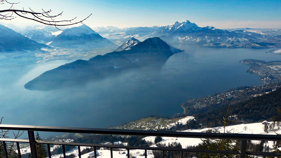 Winterwanderung auf dem Rigi Panoramaweg