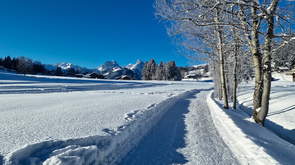 Winterwanderung von Saanenmöser nach Gstaad